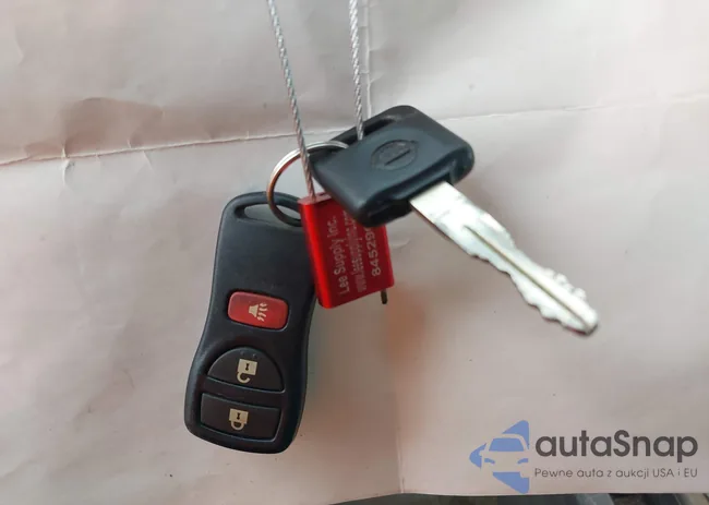 1N6AD0ER9FN715707: 43920708