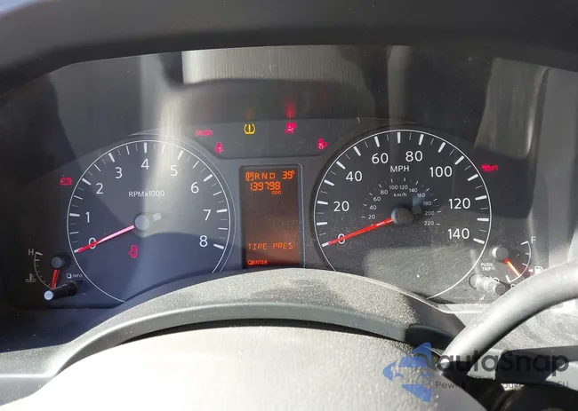 1N6BF0KM8LN801030: 43920740