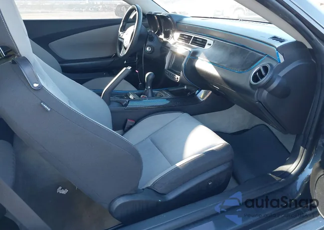 2G1FE1E34D9226003: 43920774