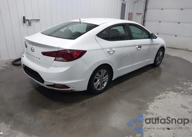 5NPD84LF8KH411671: 43921805