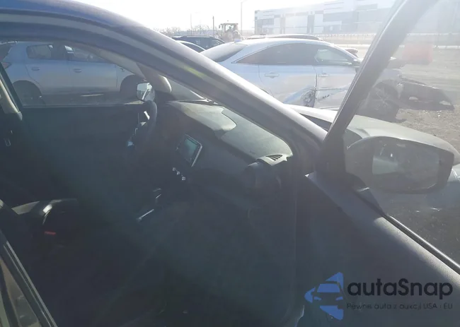 3N1CP5BV3ML518419: 43921808