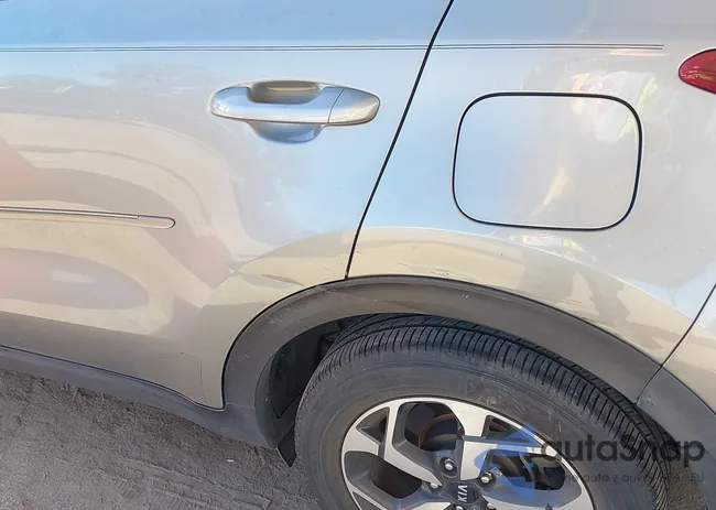 KNDPM3AC7L7762508: 43921825