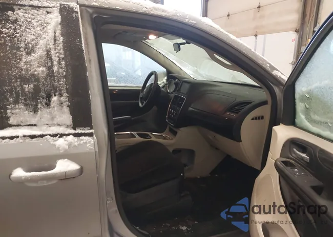 2C4RDGCG2DR714124: 43921840