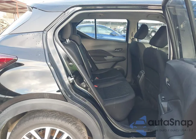 3N1CP5CV3NL524768: 43921846