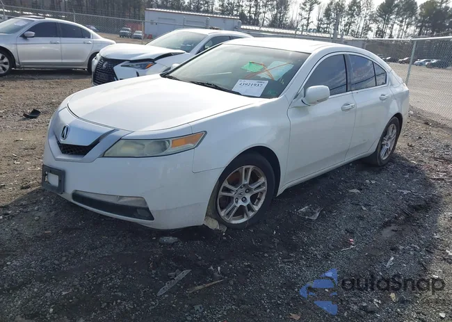 19UUA8F58AA018775: 43921937