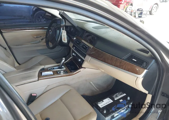 WBAFR1C51BC743035: 43921994