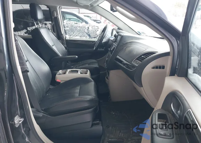 2C4RC1BG6DR675698: 43921998