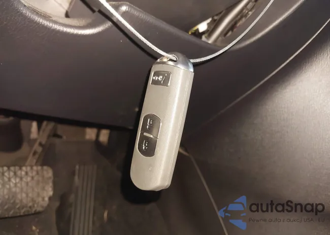 3MZBN1L38JM205079: 43922028