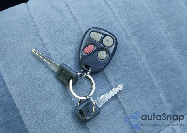 1G2WP52KXXF235213: 43922057