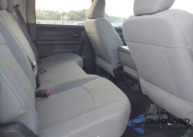 3C6UR5CJ1GG362277: 43922148