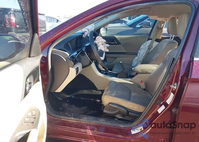 1HGCR2F37HA002738: 43922235