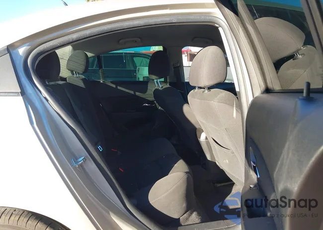 1G1PC5SB8E7433395: 43922304