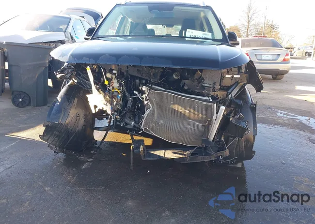 KMHRC8A38RU292200: 43921400