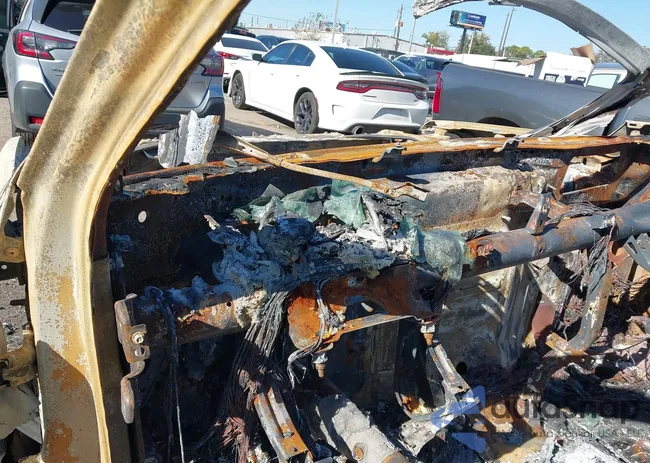 1GKS2WRL5SR172126: 43921536