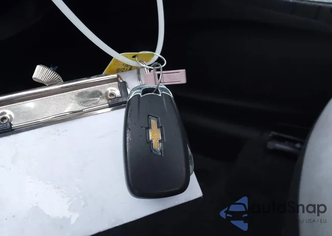 2GNAXJEV0J6343692: 43921614