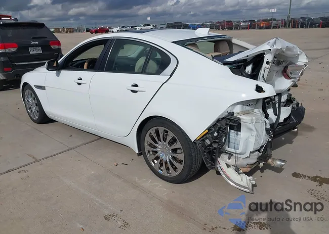 SAJAR4FX4JCP31229: 43921782