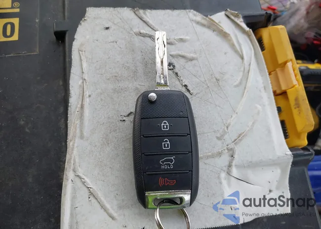 KNDPMCAC6H7277896: 43922837