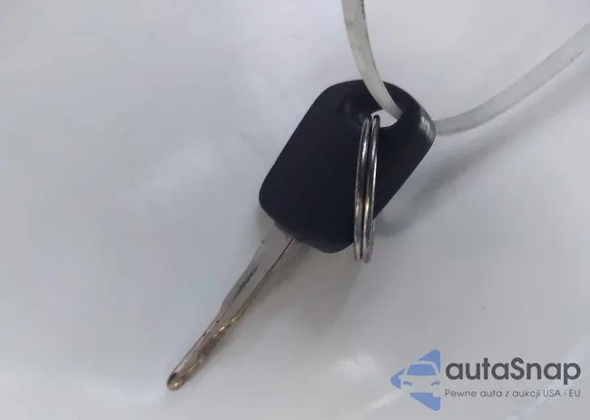 1FTRX17252NA17611: 43923053