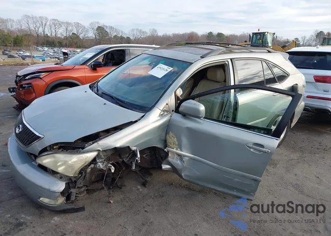 2T2GA31UX4C011996: 43923128