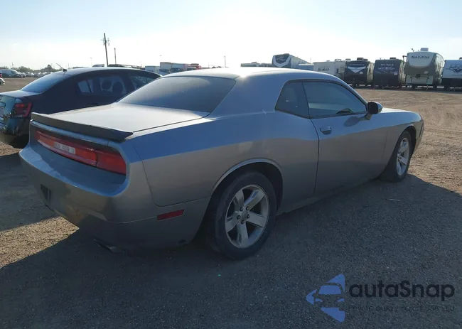 2C3CDYAG7DH561927: 43923137