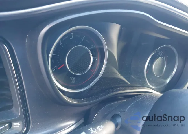 2C3CDZAG4GH171653: 43923287