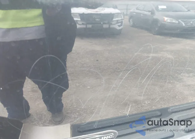 1FMJU1H55EEF62707: 43923354