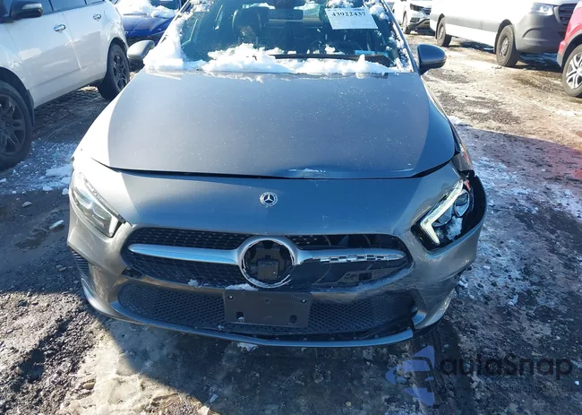 W1K3G4FBXMJ279469: 43922437