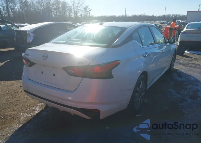 1N4BL4DV9PN366863: 43922476