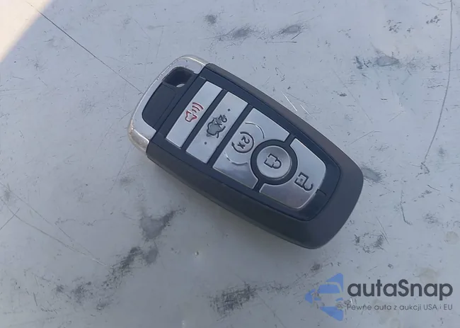 3FA6P0LU5HR157772: 43922696