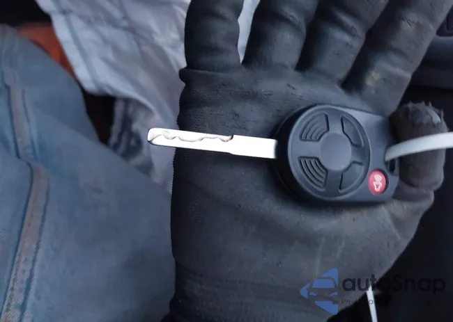 1FMCU0GD7JUB76608: 43923776