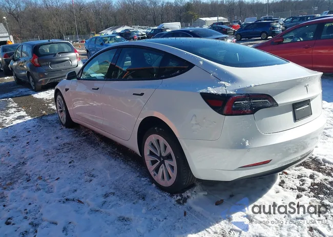 5YJ3E1EAXMF060011: 43923793