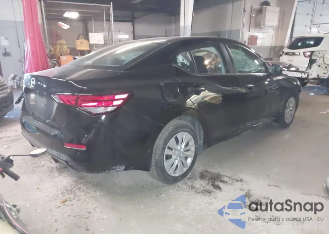 3N1AB8BV7RY235586: 43923816