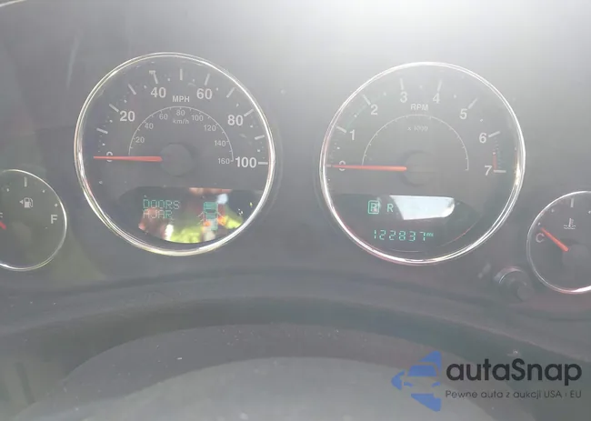 1C4BJWFG8FL612015: 43923956