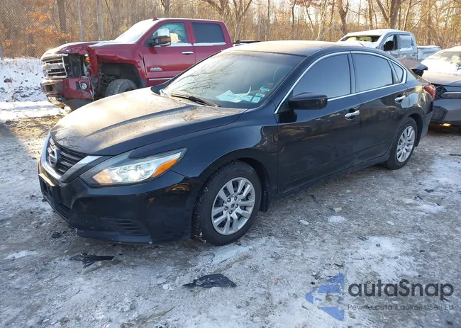 1N4AL3AP5JC276883: 43923968