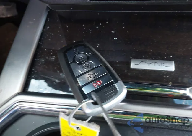 1FT7W2BT0HEE42338: 43924028