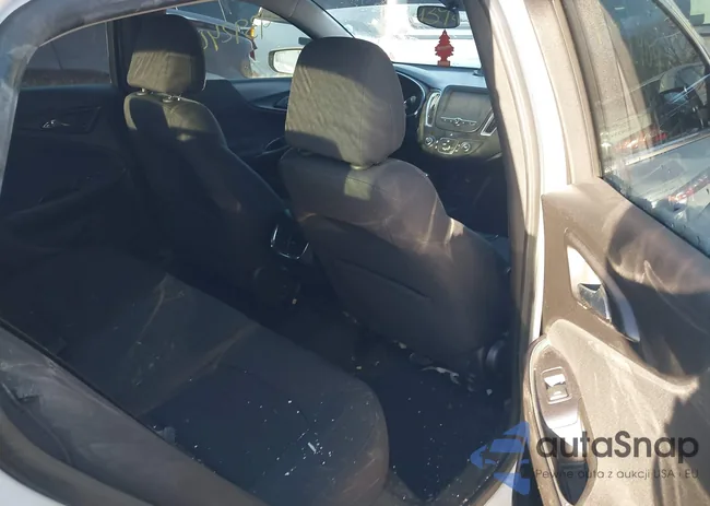 1G1ZE5ST4HF236097: 43924042