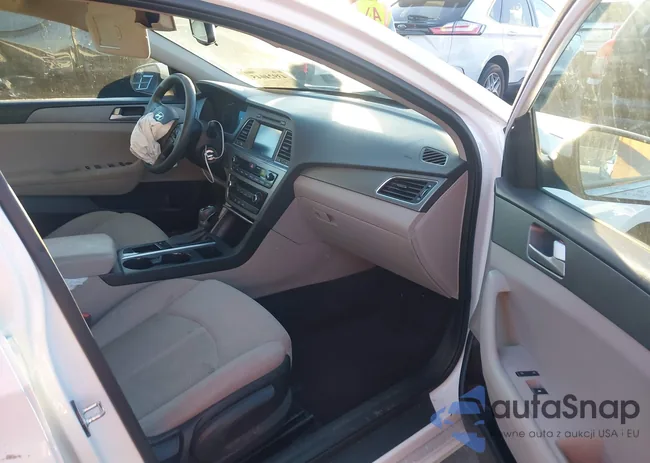 5NPE24AF0GH318644: 43924045