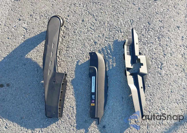 KNAG64J73T5414376: 43924098