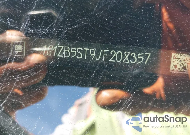 1G1ZB5ST9JF208357: 43924099