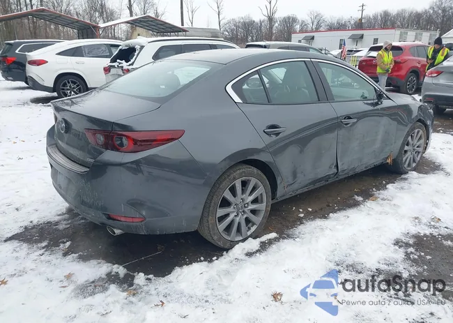 3MZBPACM8RM429709: 43924144