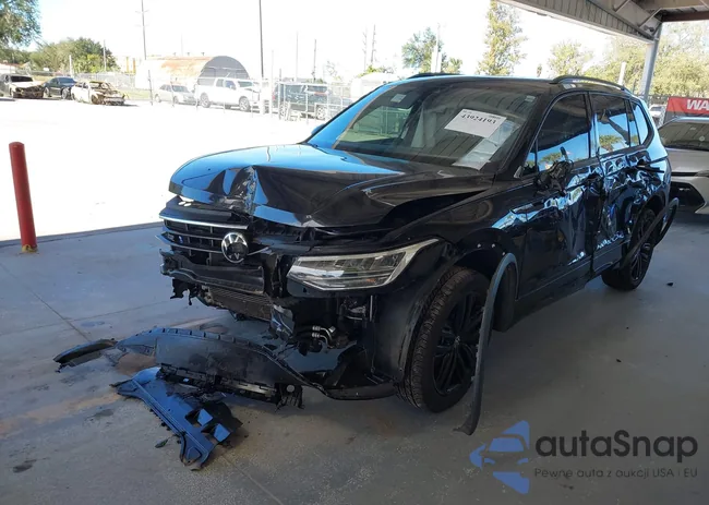 3VV8B7AX8NM061054: 43924193