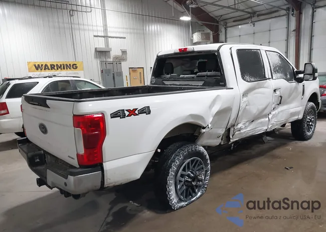 1FT7W2B67KED77313: 43924211