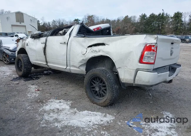 3C6UR5DL5MG676865: 43924219