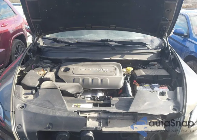 1C4PJLCB6FW658373: 43924237