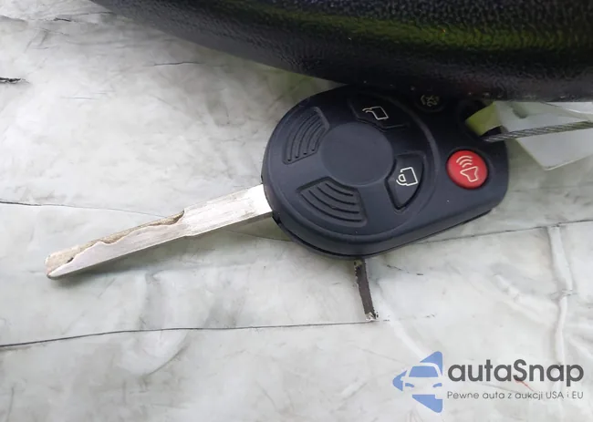 1FAHP3F2XCL326745: 43924302