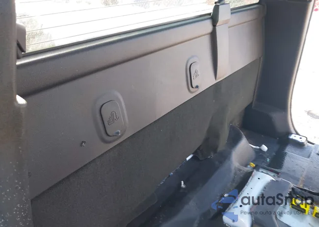 1GCNKNEH3JZ334046: 43924367