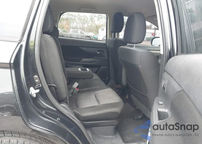 JA4AD2A35EZ010128: 43923451