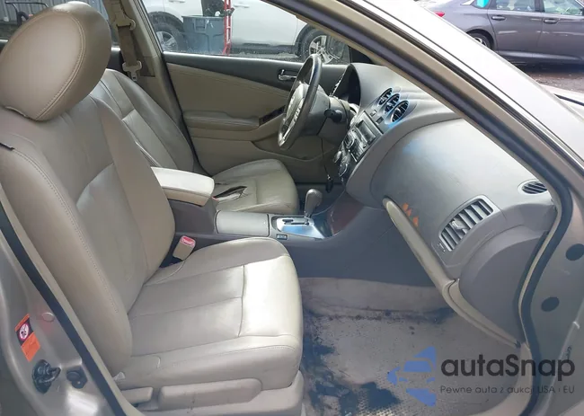 1N4AL21E09C153870: 43923536