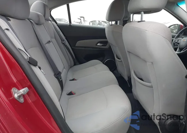 1G1PE5S99B7115756: 43923580