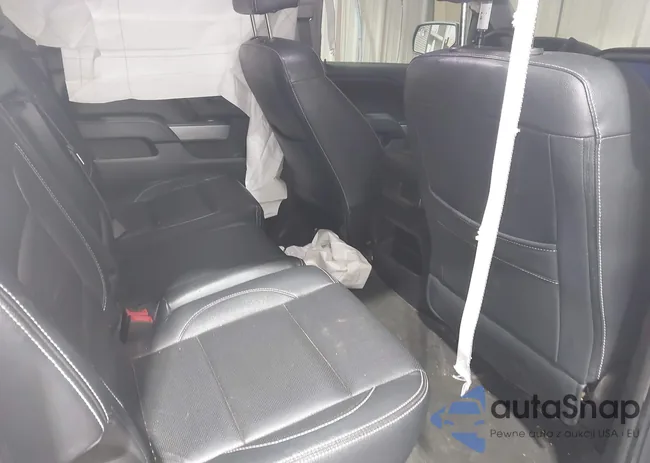 3GCUKREC8GG122033: 43923592